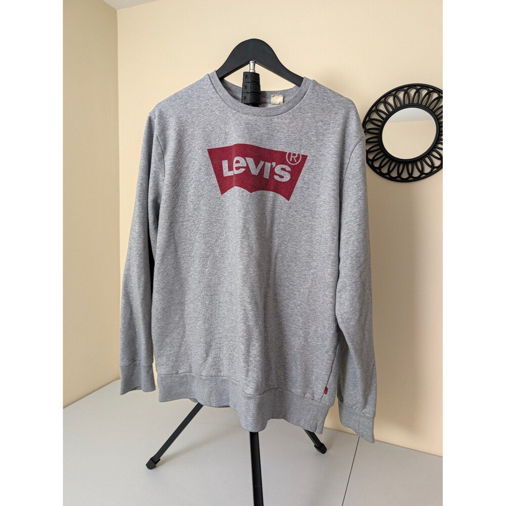 Levi's sweater